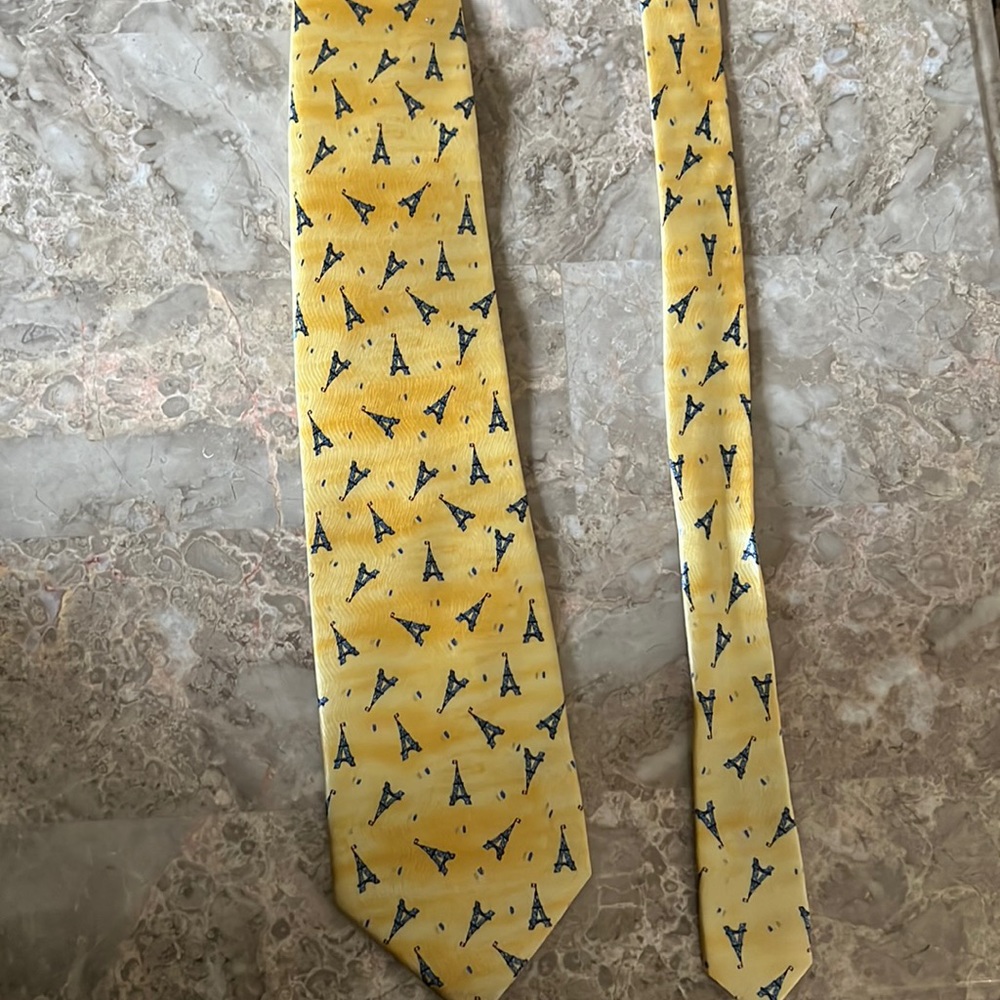 Made in France Eiffel Tower tie